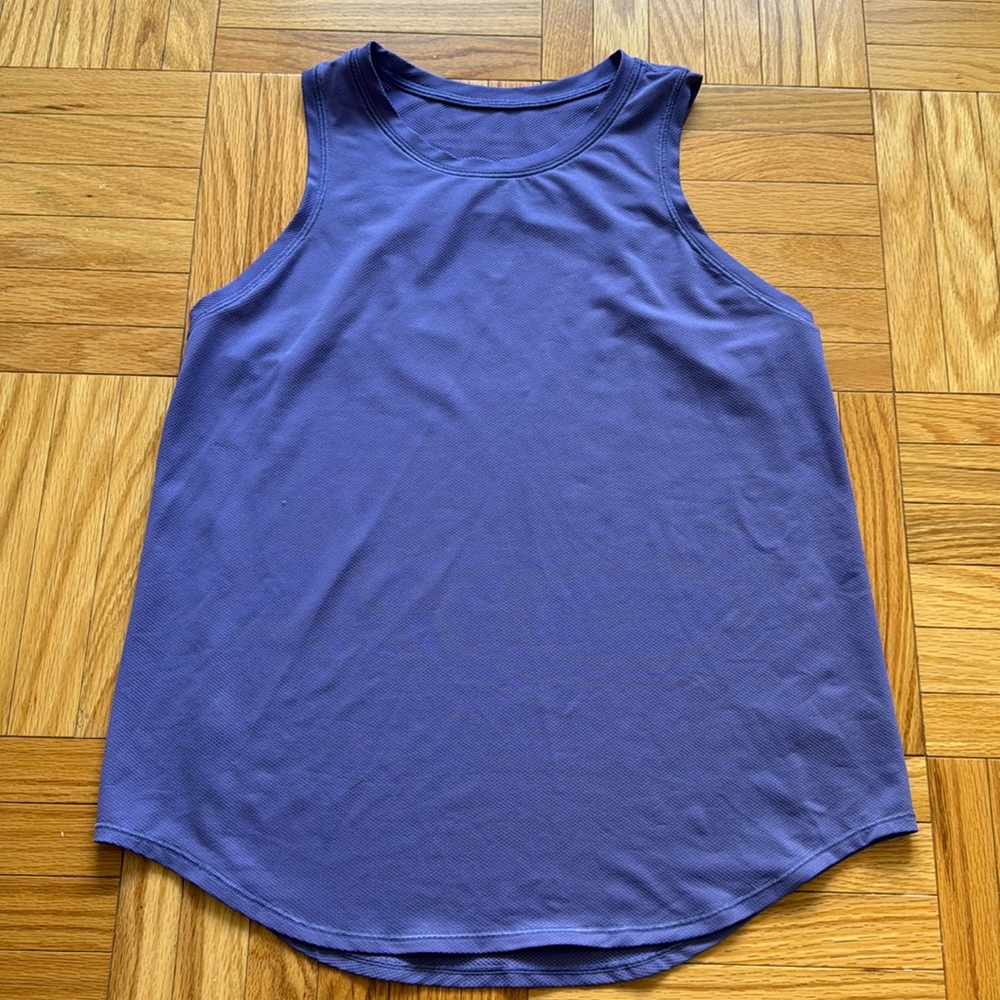 Lululemon high neck running tank, size 6